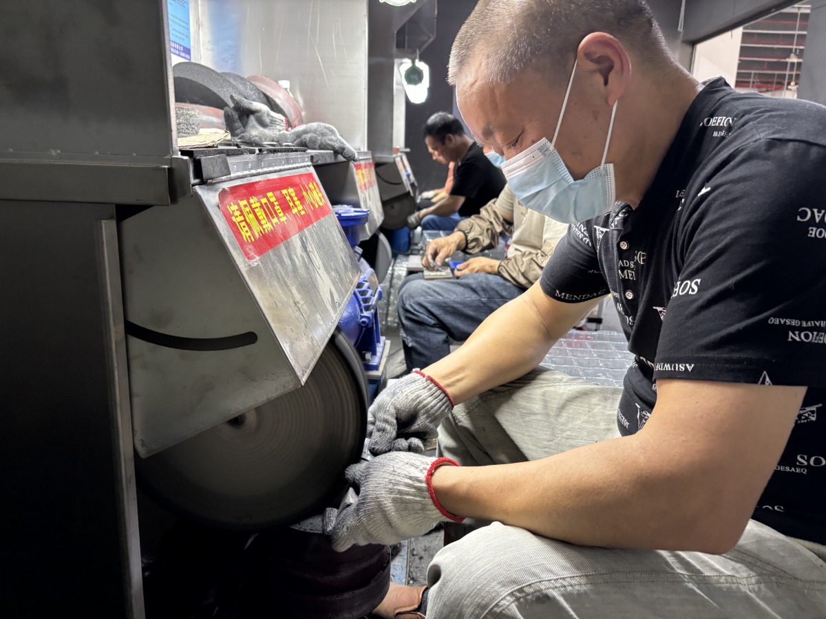 Polishing